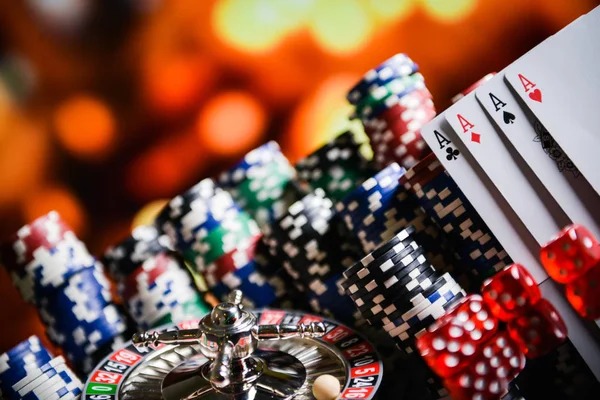 pin4d Auto Roulette wheel interface showing betting grid, spin timer, and recent results